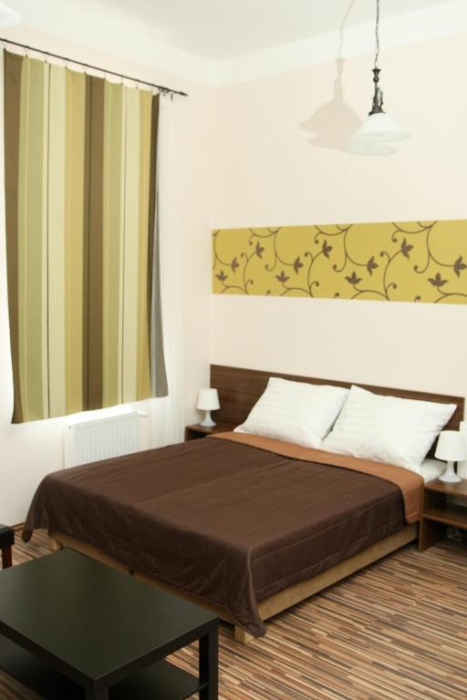 Promenade Panzio Bed & Breakfast มิชโคลซ์ ห้อง รูปภาพ